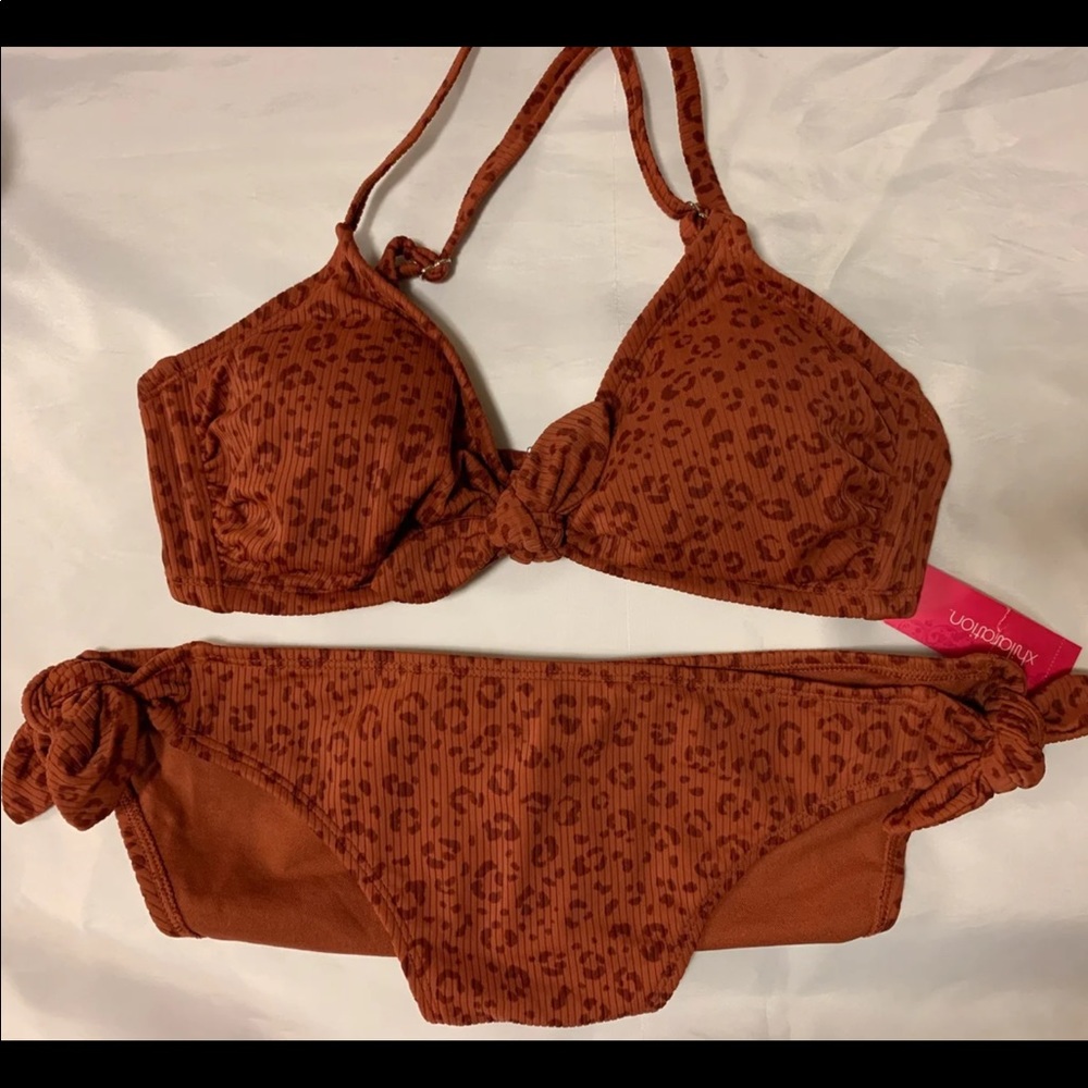 bikini - Picture 2 of 3